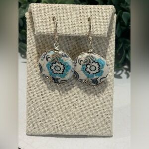 Beachy fun silver dangle earrings